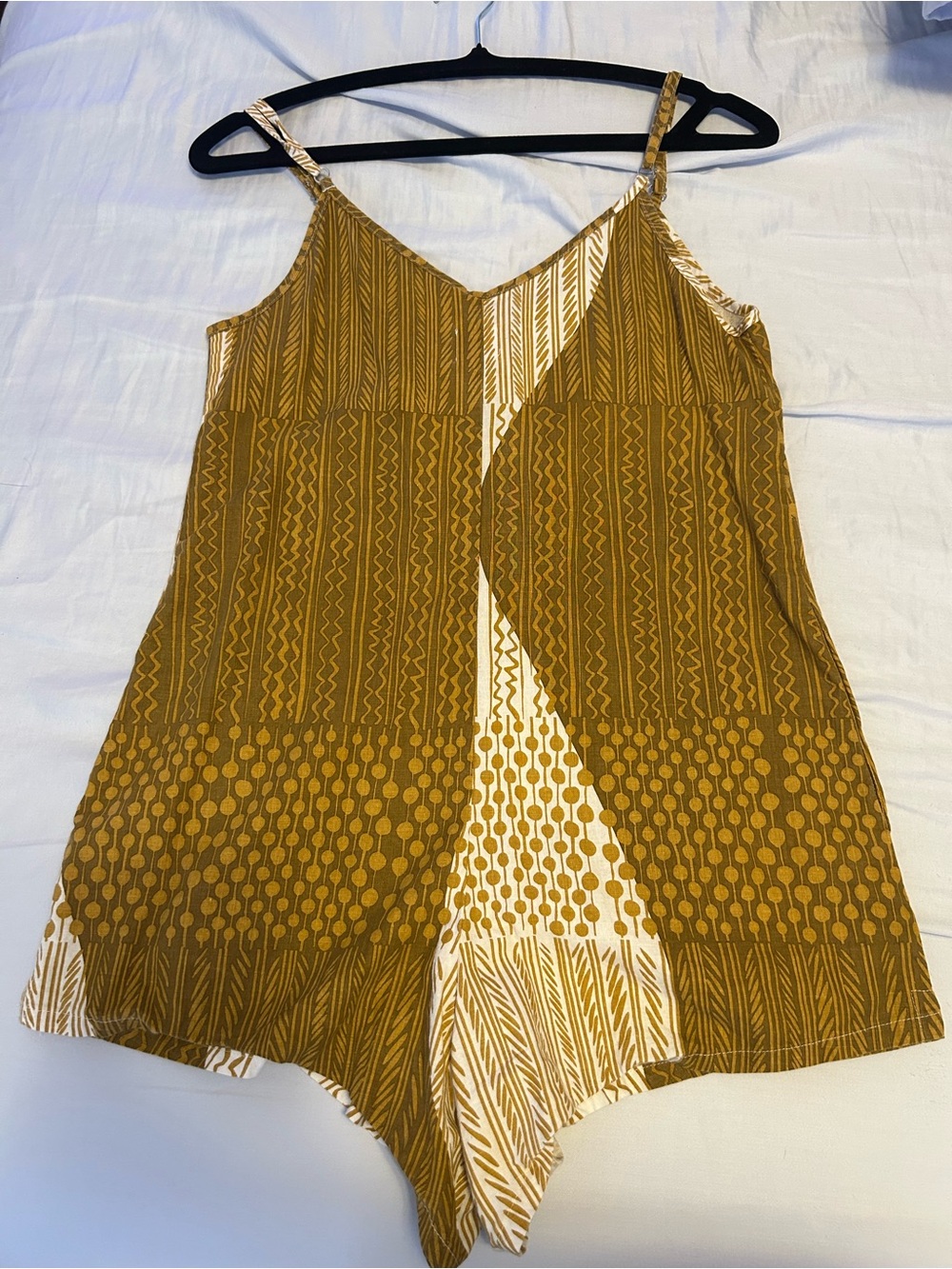 Kealopiko - Aeʻo Romper - XS
Kapa watermark - Picture 2 of 9